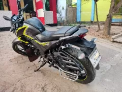 CB Hornet 160R CBS